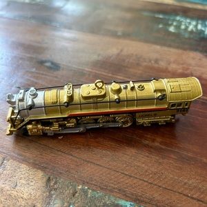 Hallmark Lionel gold train ornament